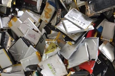 巴彦淖尔回收废旧蓄电池价格|旧电瓶回收价格表